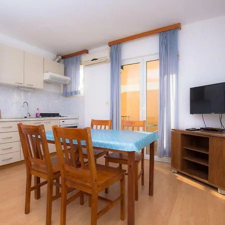 Dagulo Apartment Primosten Exterior photo